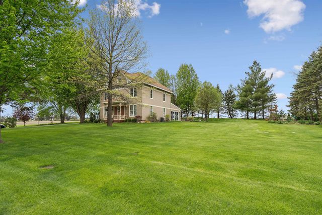 5736 Hammond Avenue, Waterloo, IA 50701