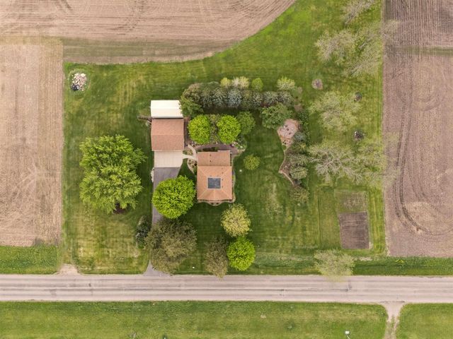 5736 Hammond Avenue, Waterloo, IA 50701