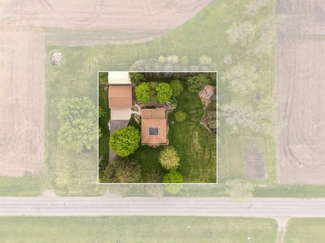 5736 Hammond Avenue, Waterloo, IA 50701