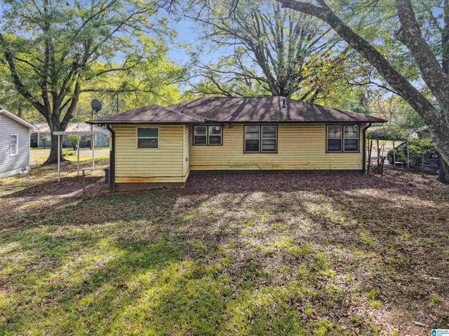 2321 CIRCLE DRIVE, Hueytown, AL 35023