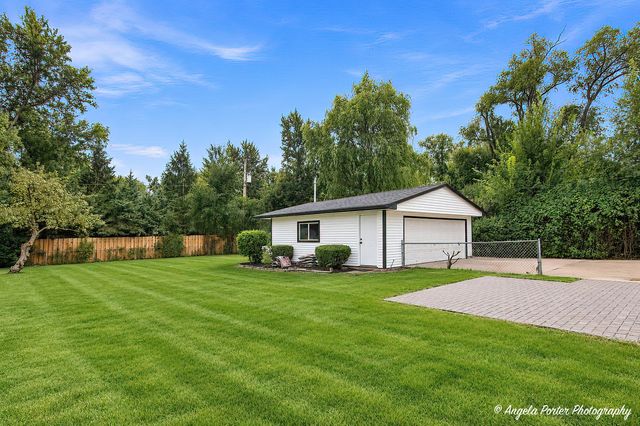 2929 Central Road, Glenview, IL 60025