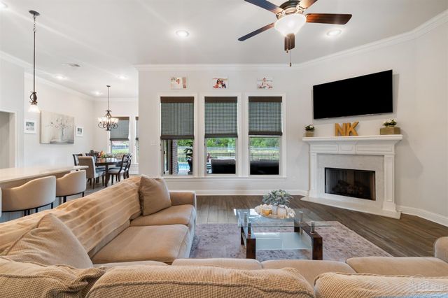 4807 Foxtail Palm Dr, Gulf Breeze, FL 32563