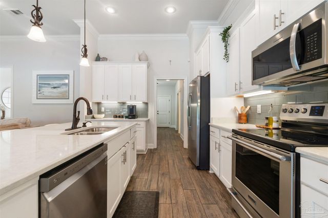 4807 Foxtail Palm Dr, Gulf Breeze, FL 32563