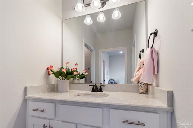 4807 Foxtail Palm Dr, Gulf Breeze, FL 32563