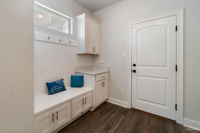 4807 Foxtail Palm Dr, Gulf Breeze, FL 32563