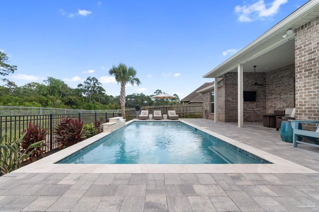 4807 Foxtail Palm Dr, Gulf Breeze, FL 32563