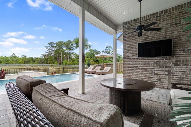 4807 Foxtail Palm Dr, Gulf Breeze, FL 32563