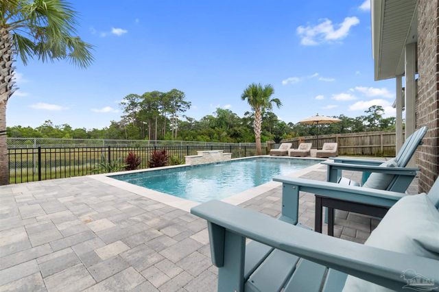 4807 Foxtail Palm Dr, Gulf Breeze, FL 32563