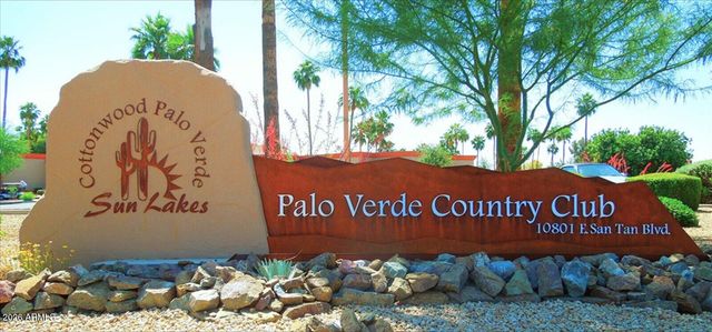 25235 S FAIR OAKS Drive, Sun Lakes, AZ 85248