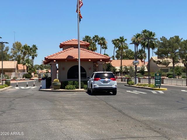 25235 S FAIR OAKS Drive, Sun Lakes, AZ 85248