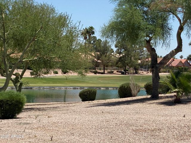 25235 S FAIR OAKS Drive, Sun Lakes, AZ 85248