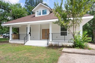1414 W 2nd Avenue, Corsicana, TX 75110
