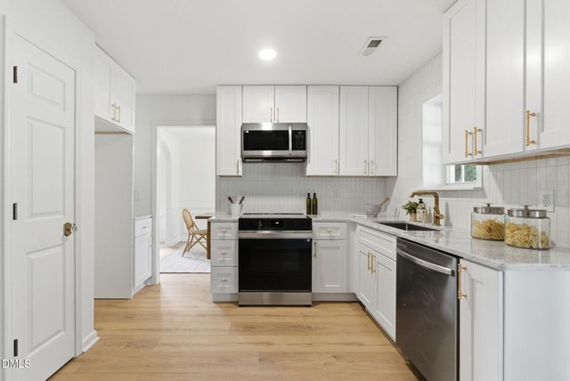 131 Pondfield Court, Clayton, NC 27527