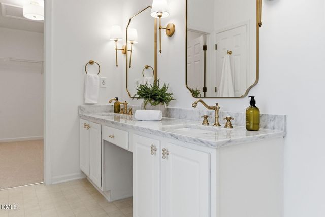 131 Pondfield Court, Clayton, NC 27527