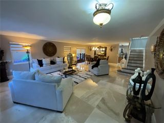 9710 SW 13th St 9710, Pembroke Pines, FL 33025