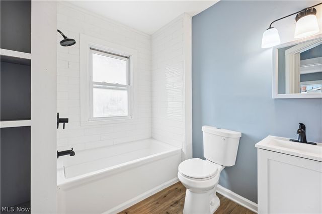 3014 Oak Park Avenue, Cleveland, OH 44109
