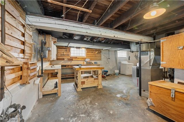 3014 Oak Park Avenue, Cleveland, OH 44109