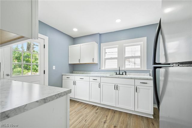 3014 Oak Park Avenue, Cleveland, OH 44109