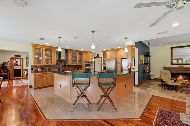 6000 2ND STREET S, St Petersburg, FL 33705