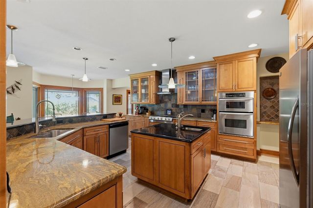 6000 2ND STREET S, St Petersburg, FL 33705