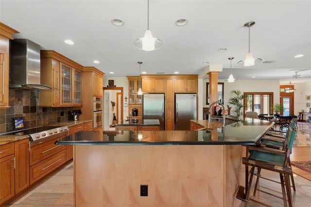 6000 2ND STREET S, St Petersburg, FL 33705