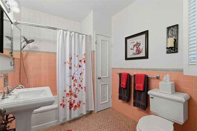 6000 2ND STREET S, St Petersburg, FL 33705