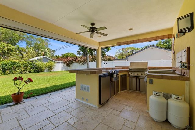 6000 2ND STREET S, St Petersburg, FL 33705