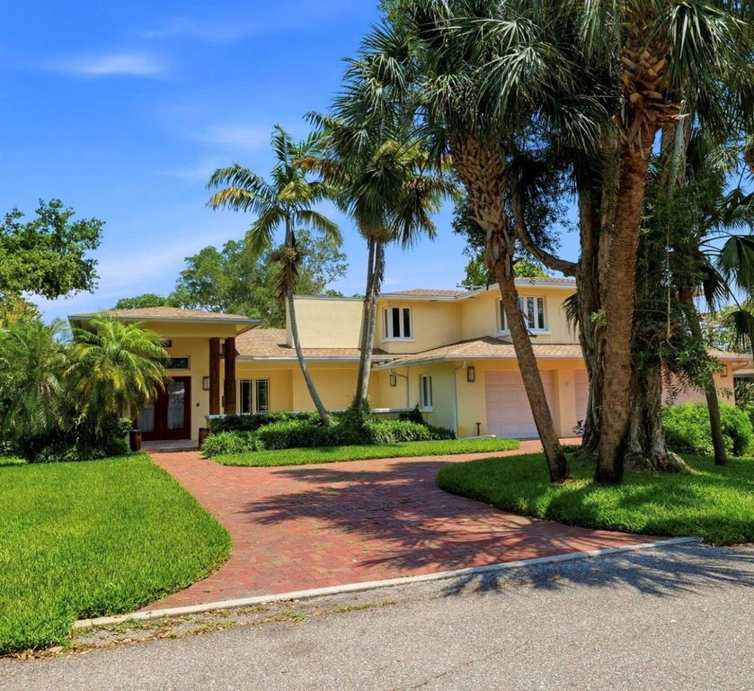 6000 2ND STREET S, St Petersburg, FL 33705