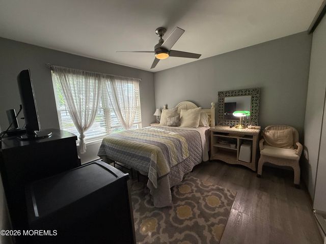808B Westminster Court, Manchester, NJ 08759