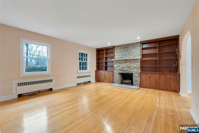 257 Franklin Avenue, Wyckoff, NJ 07481