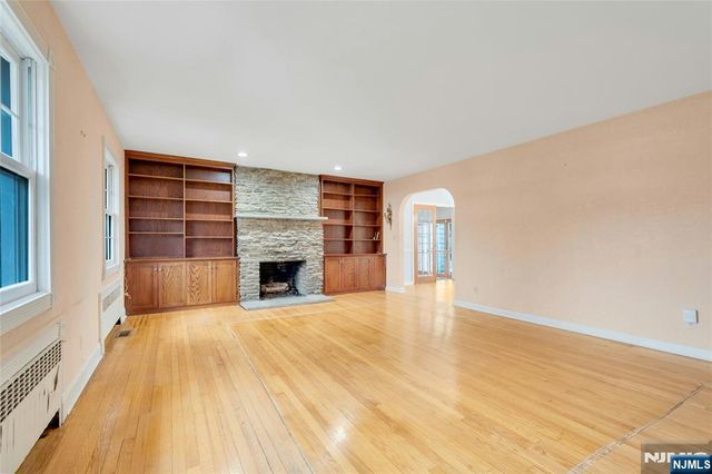 257 Franklin Avenue, Wyckoff, NJ 07481