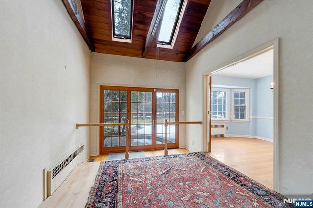 257 Franklin Avenue, Wyckoff, NJ 07481