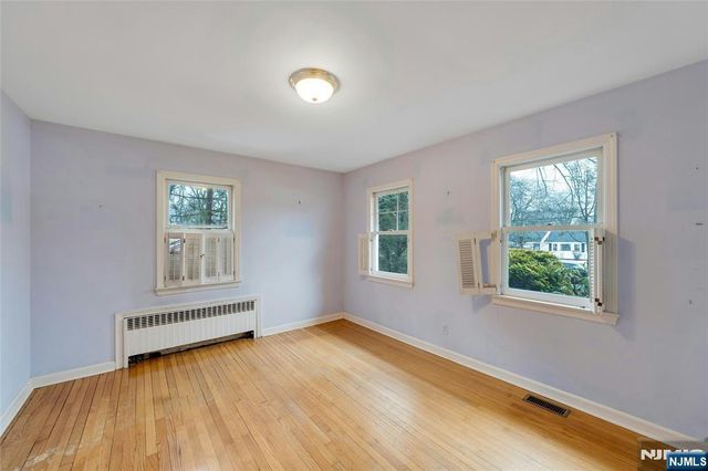 257 Franklin Avenue, Wyckoff, NJ 07481