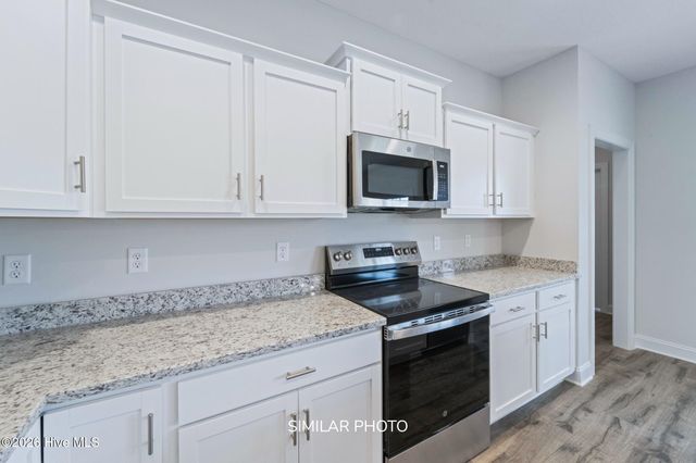 500 Huggins Way, Jacksonville, NC 28546