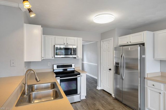 4515 Westborough DR, Chesapeake, VA 23321