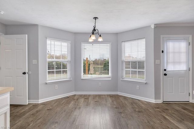 4515 Westborough DR, Chesapeake, VA 23321