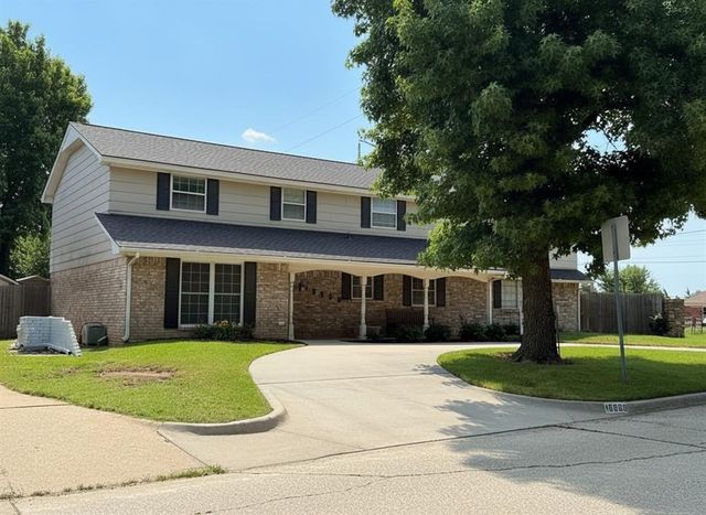 10900 Rock Ridge Road, Oklahoma City, OK 73120