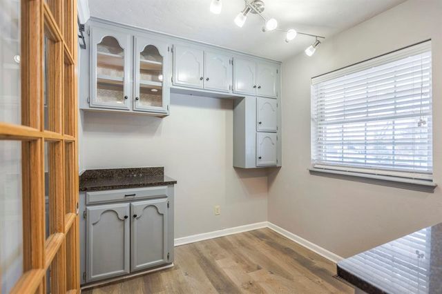 10900 Rock Ridge Road, Oklahoma City, OK 73120