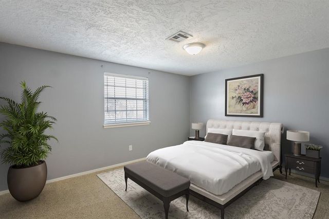 10900 Rock Ridge Road, Oklahoma City, OK 73120
