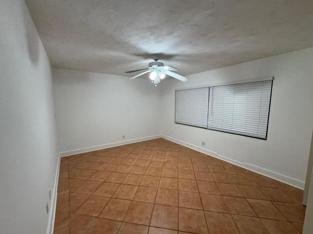 4802 N Flagler Drive 1, West Palm Beach, FL 33407