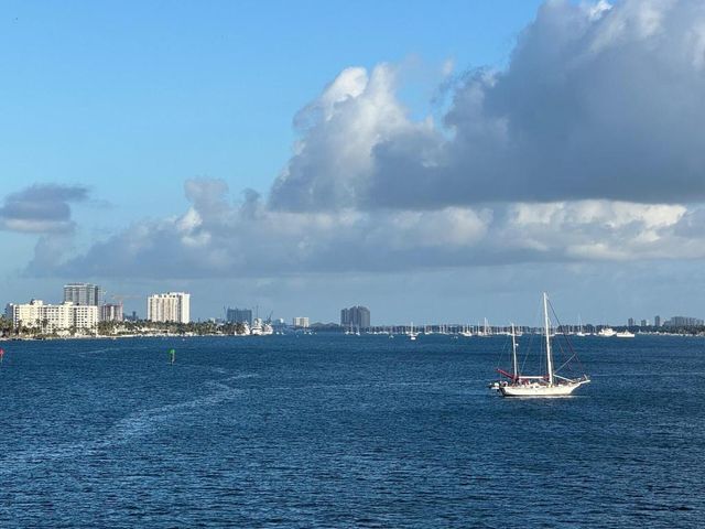 4802 N Flagler Drive 1, West Palm Beach, FL 33407