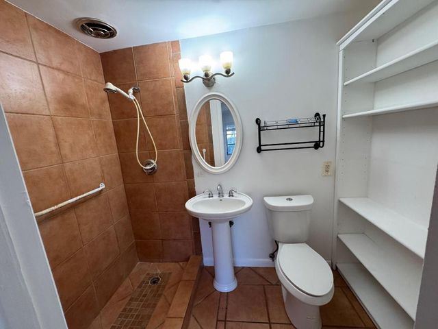 4802 N Flagler Drive 1, West Palm Beach, FL 33407