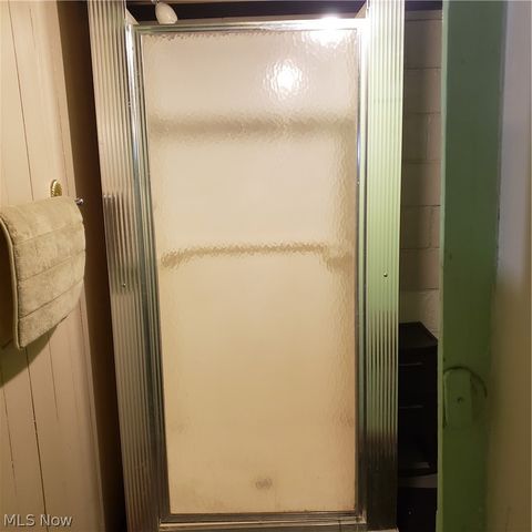 5411 Columbus Road NE, Louisville, OH 44641