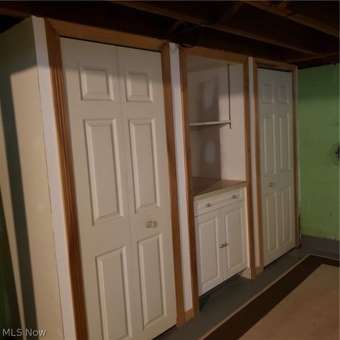 5411 Columbus Road NE, Louisville, OH 44641