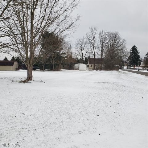 5411 Columbus Road NE, Louisville, OH 44641