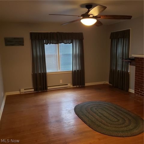 5411 Columbus Road NE, Louisville, OH 44641