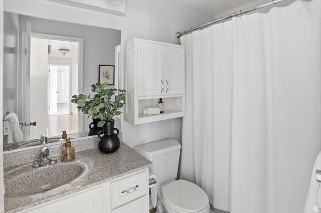 5558 S 1025 E, South Ogden, UT 84405