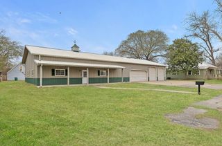 103 Turney ST, Smithville, TX 78957