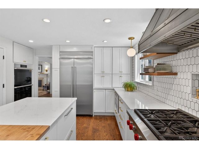 4864 E Links Cir, Centennial, CO 80122