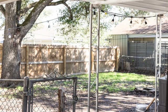 1308 Antone Street, Bryan, TX 77803